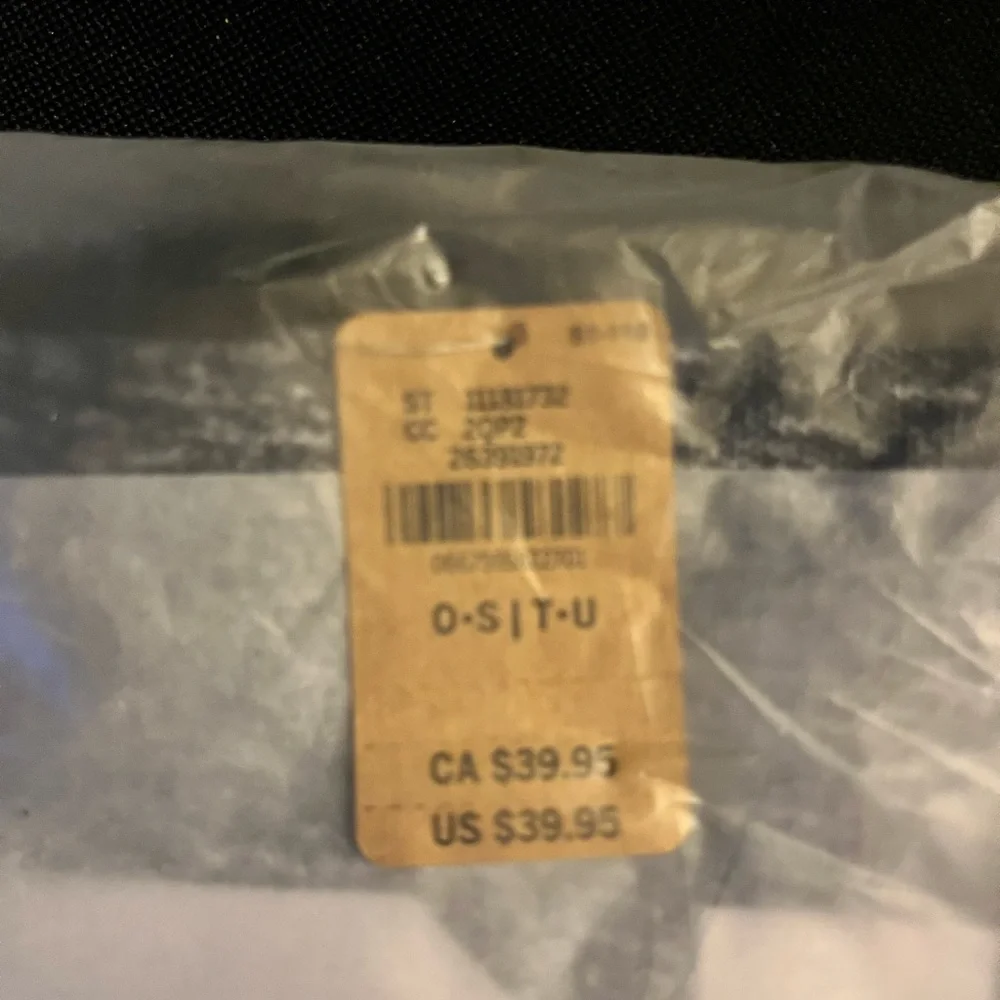 NWT PINK WEEKENDER BAG - Picture 3 of 3